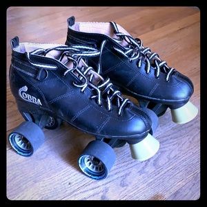 Cobra roller derby skates